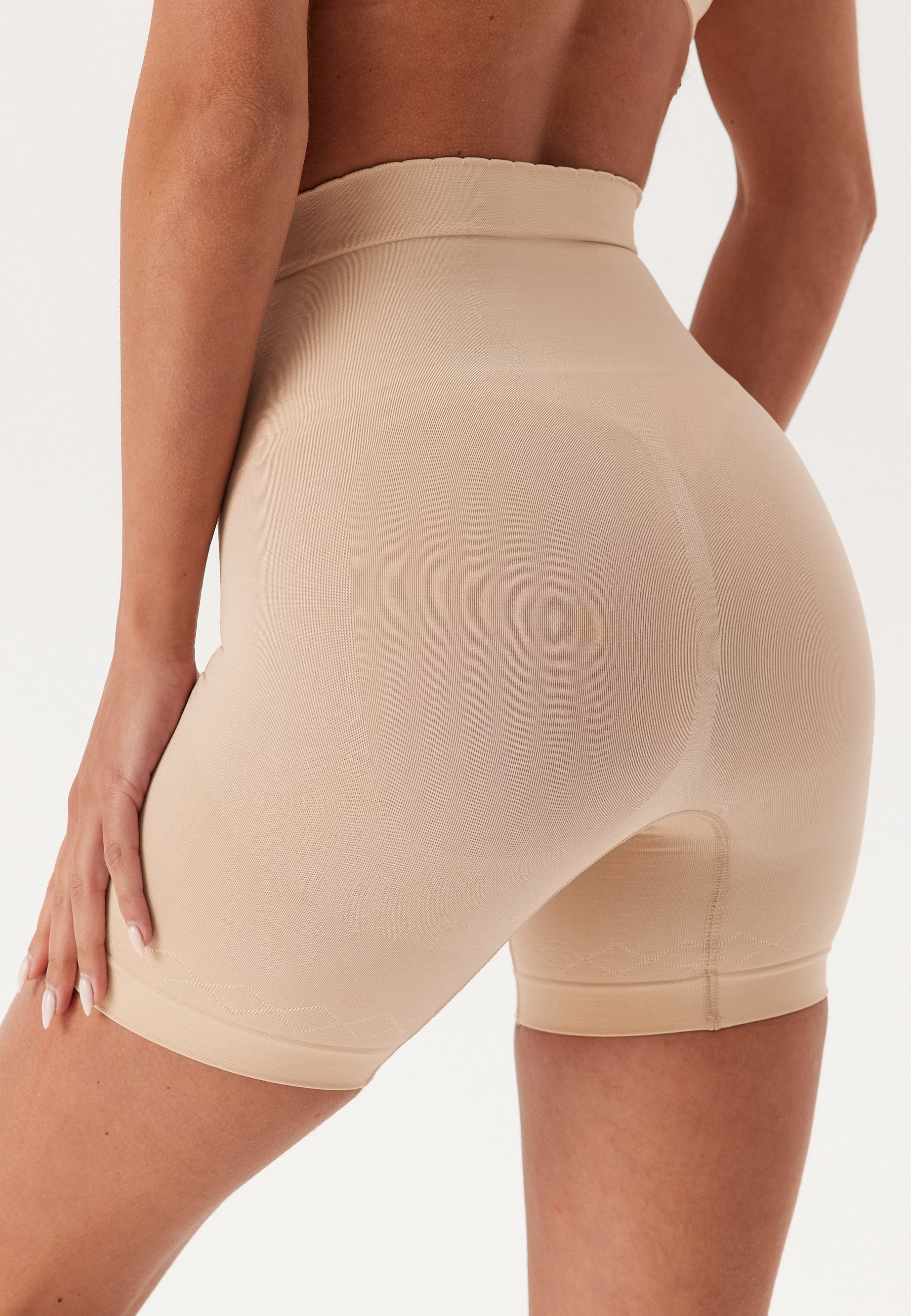 Gold Short Comp - Image 3