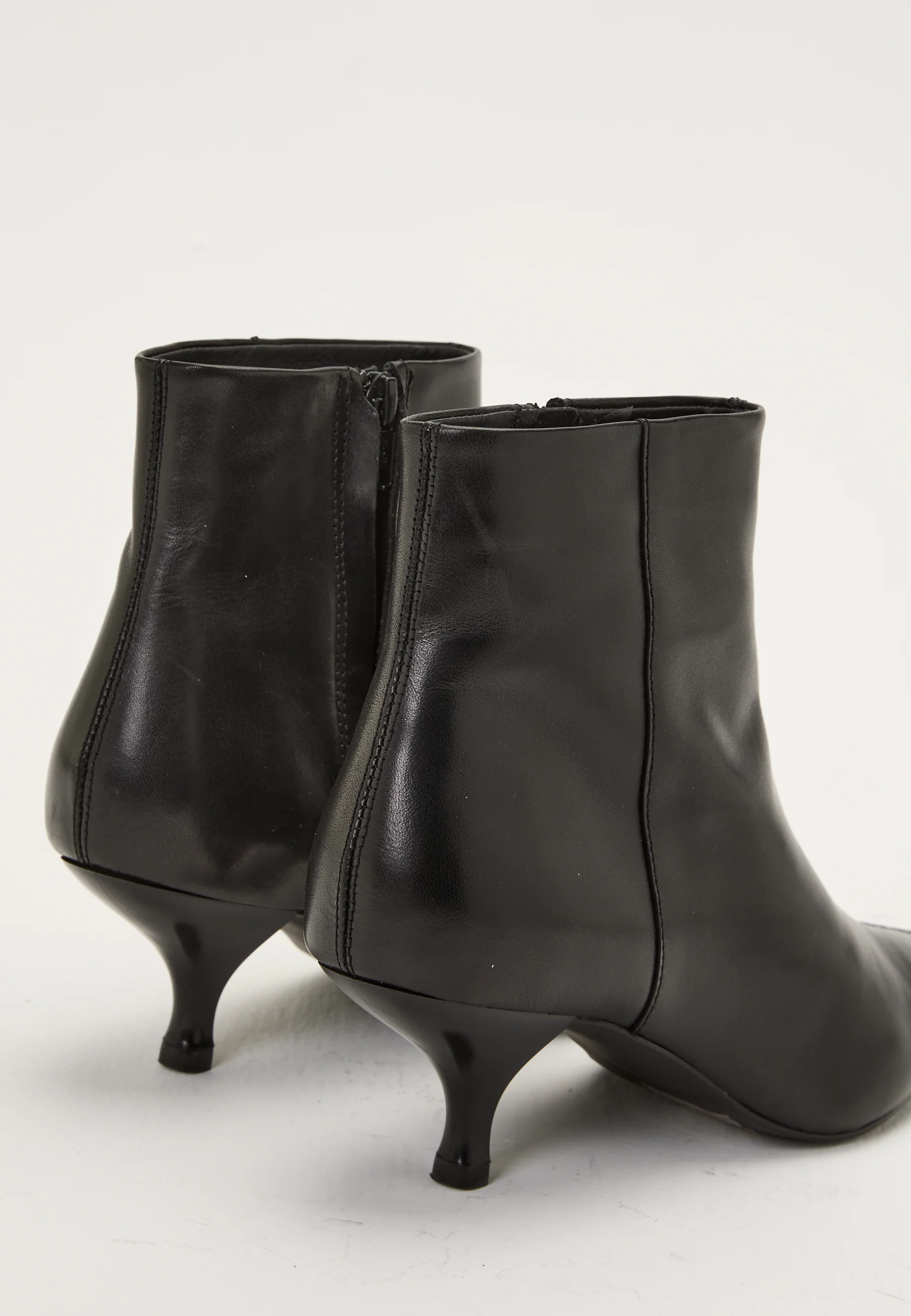 Heeled Leather Ankle Boot - Image 4