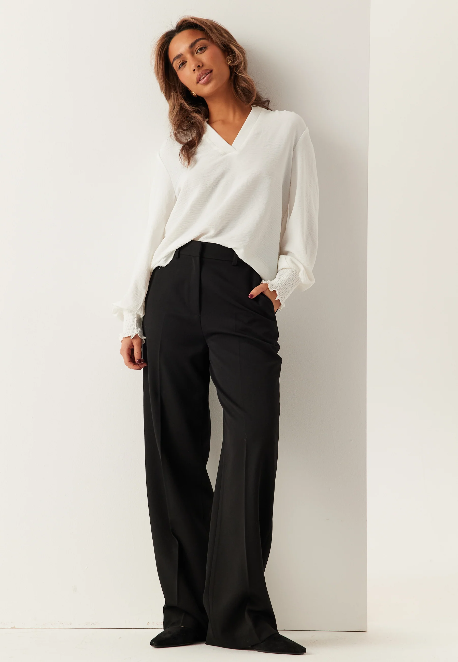 Onlmette V-Neck Smock Top - Image 4