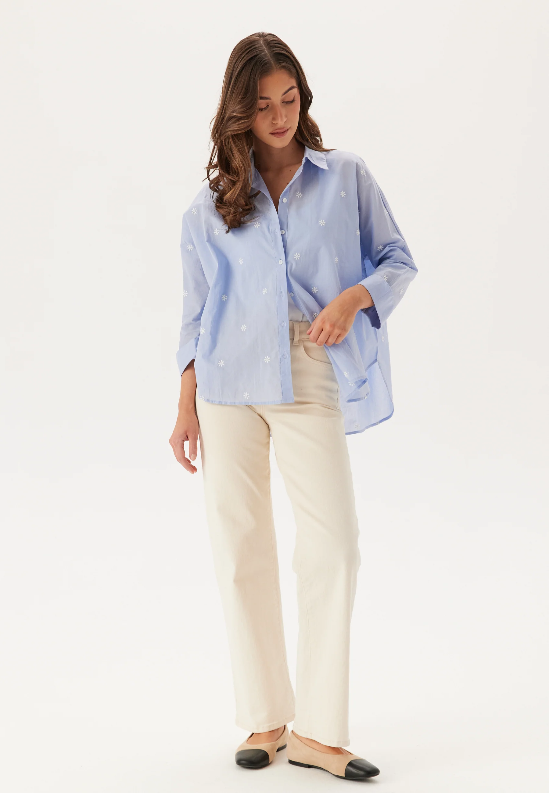 Onlnew Lina Grace Ls Emb Shirt - Image 3