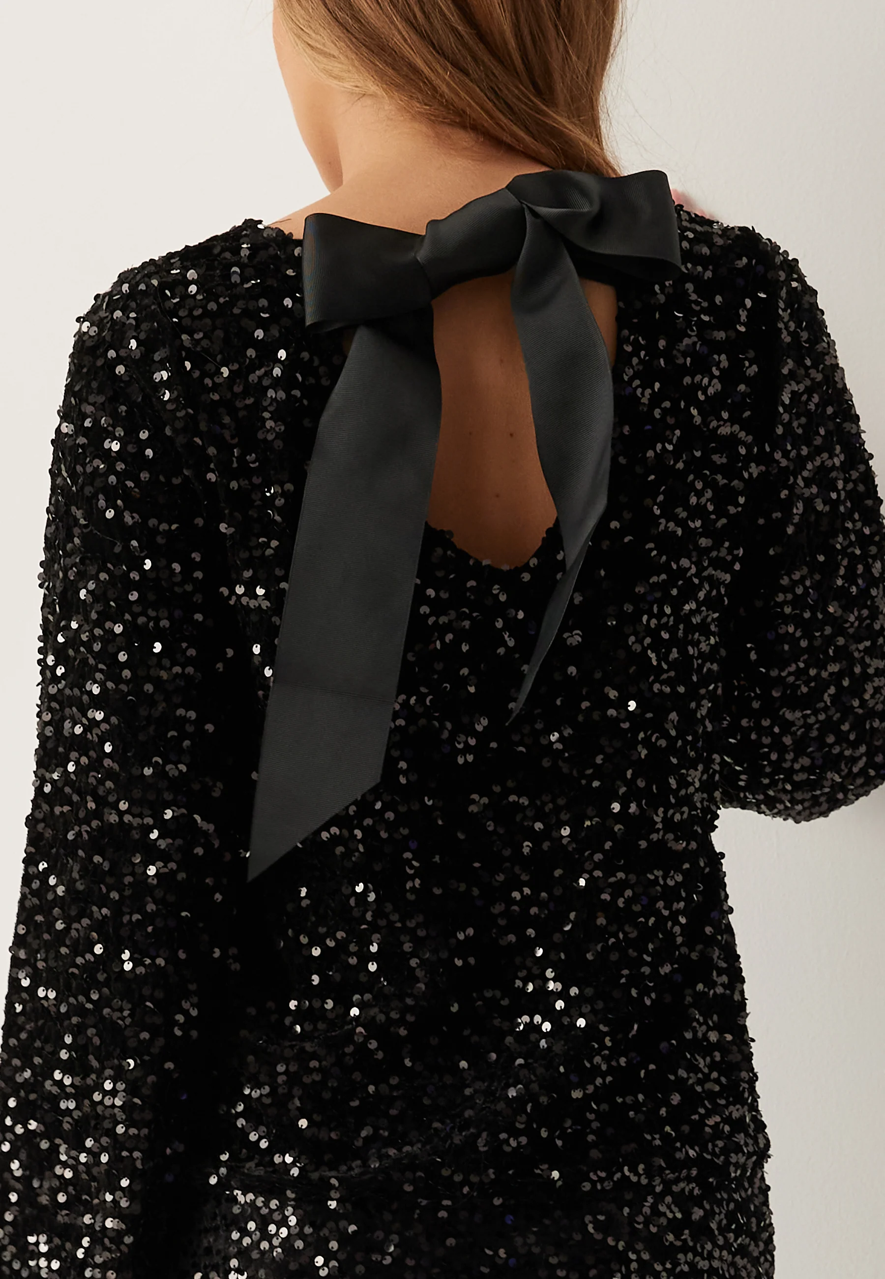 Pckam Ls Deep Back Bow Top - Image 3